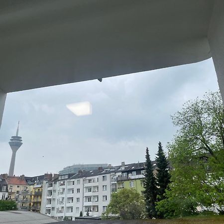 Cozy Apartment City Nightlife Düsseldorf Eksteriør billede